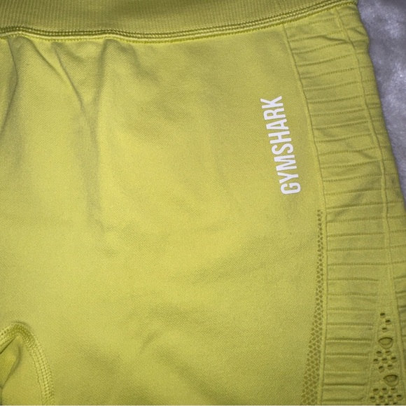 Gymshark Energy Seamless Neon Yellow Biker Shorts Size Small - Picture 12 of 12